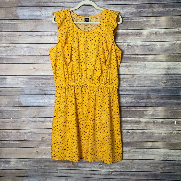 City Streets Dresses & Skirts - EUC City Streets yellow sleeveless dress size XL
